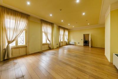 Casă individuală cu 40 camere cu Canalizare în Central - 3