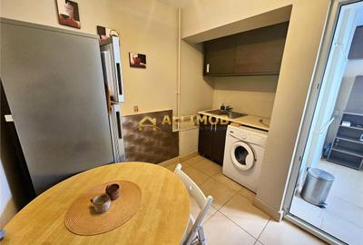 Apartament cu 2 camere decomandat în Dorobanți