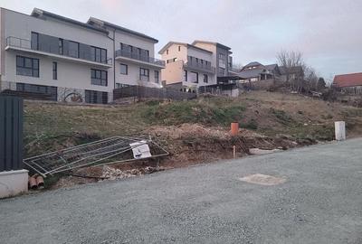 Teren de 564 mp, în Central