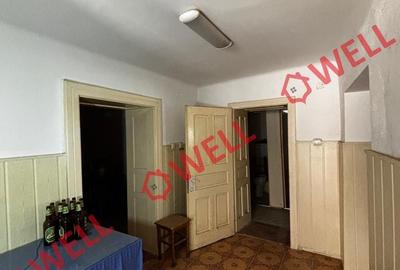 Casă cu 2 camere cu Teren 457 Mp în Central - 2