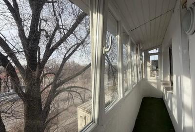 Apartament cu 3 camere decomandat în Aviatorilor - 12