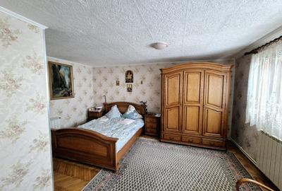 Agigea -Vila P+1+M , constructie  solida , ideala familie numeroasa - 3
