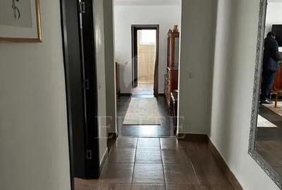 Apartament cu 3 camere semidecomandat, mobilat în Central - 2