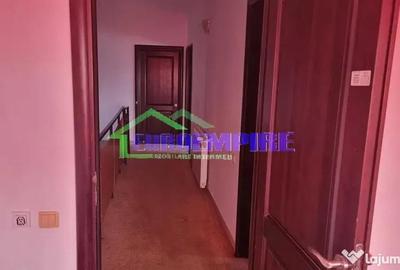 Apartament cu 3 camere decomandat în Anda - 1