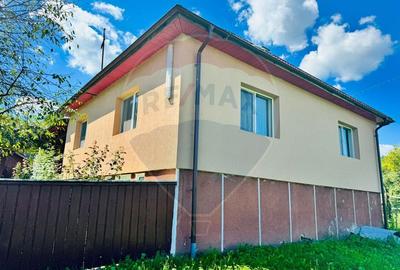 Casa / Vila cu 3 camere de vanzare - 1