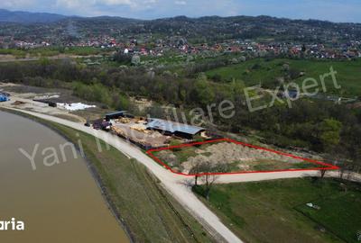 Teren de 2169 mp, în Albești - 2