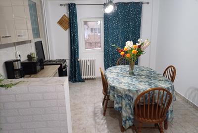 Tineretului -C.R.Motru -2 camere - 3