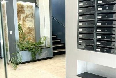 Apartament cu 2 camere decomandat, mobilat în Băneasa