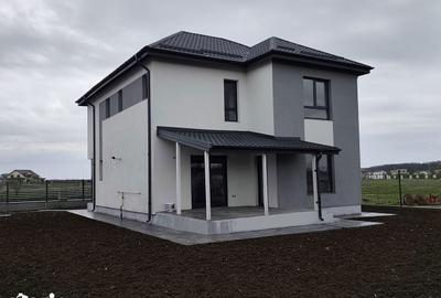 Casă cu 4 camere cu Teren 503 Mp în Tărtășești - 7