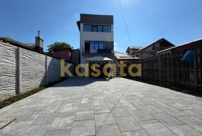 Casă individuală cu 5 camere cu Canalizare în Central - 33