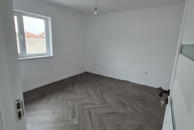 Casă cu 4 camere în Oșorhei