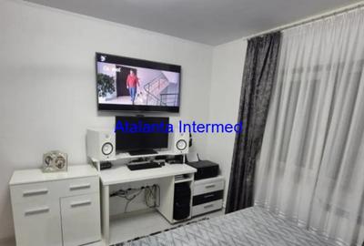 Apartament cu 3 camere decomandat, mobilat în Central - 1