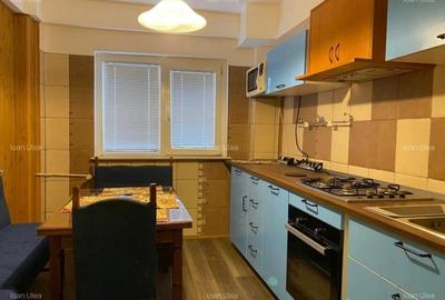 Apartament cu 4 camere semidecomandat, mobilat în Obor