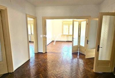Apartament cu 6 camere în Ultracentral - 1