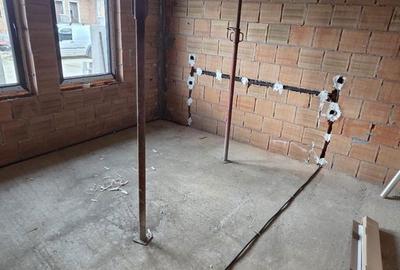 Casă cu 4 camere cu Teren 480 Mp în Central - 13