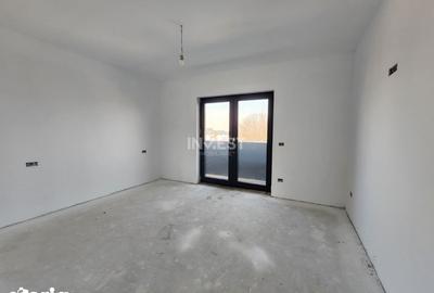 Casă cu 5 camere cu Teren 400 Mp în Miroslava - 8