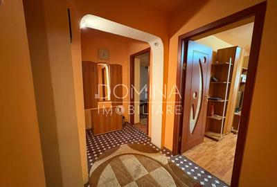 Apartament cu 3 camere semidecomandat în Central - 3