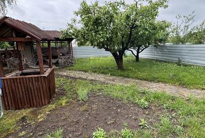 Casă cu 4 camere cu Teren 350 Mp în Jucu