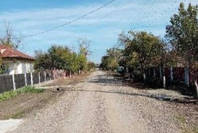 Casa si teren Glodeanu Sarat ; ID: R2839616 - 1