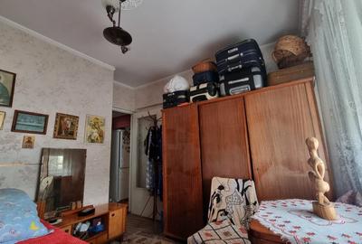 Apartament cu 3 camere, 2 bai, 2 balcoane Bariera, decomandat - 16