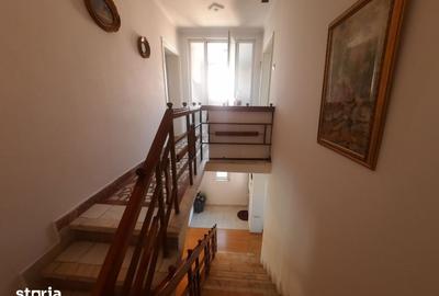 Casă cu 5 camere cu Teren 675 Mp în Burdea - 5