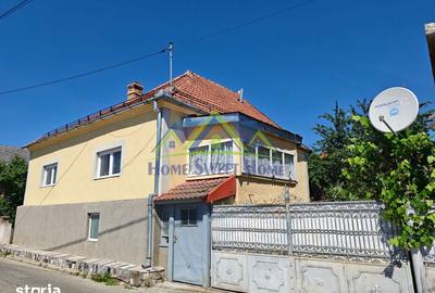 Casă cu 3 camere cu Teren 678 Mp în Ghelari