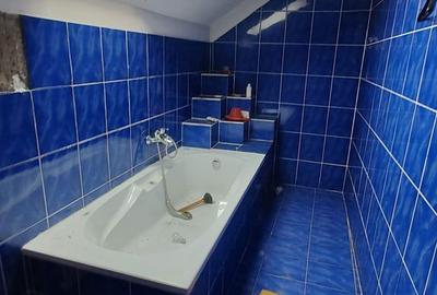 Casă cu 4 camere cu Teren 900 Mp în Decebal - 9