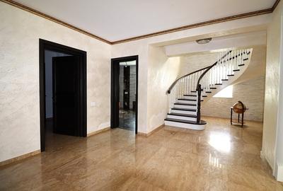 Prahova Vila S+P+E+M de vanzare in Brebu Megiesesc 405 mp construiti - 6