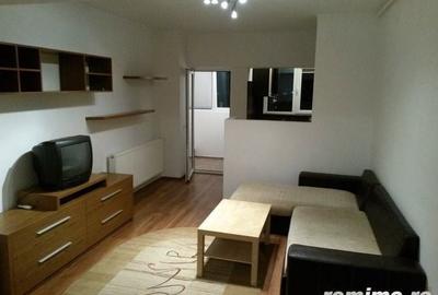 Garsonieră decomandată în Central - 2