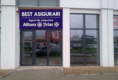 Spațiu comercial, de 54 mp, în Central - 1