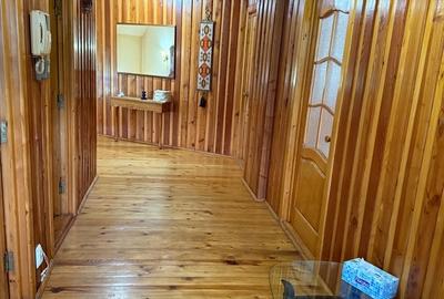 Casă cu 7 camere cu Teren 1300 Mp în Central - 1