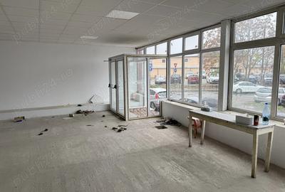 Spatii comerciale de inchiriat direct de la proprietat Piata Aurora 10 eur m2 - 8