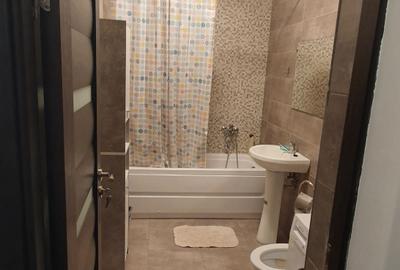 Apartament cu 3 camere decomandat în Exterior Vest - 2