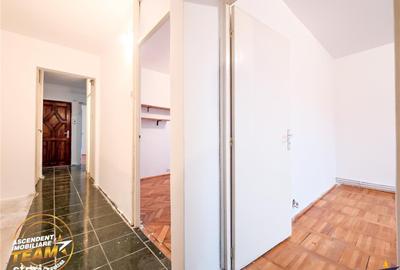 Apartament cu 3 camere decomandat în Lenin - 19