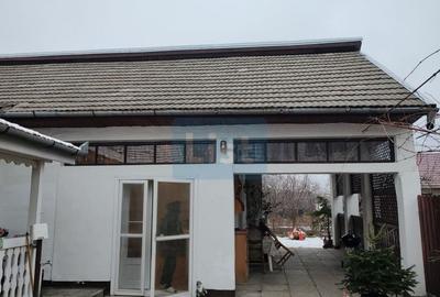 Casă cu 7 camere cu Canalizare în Sânmartin - 4