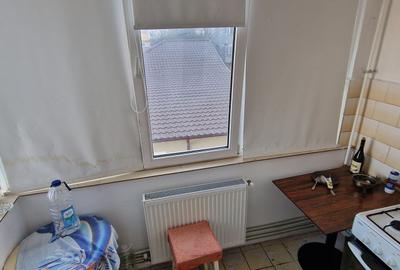 Doua camere decomandate, etajul 1. - 14