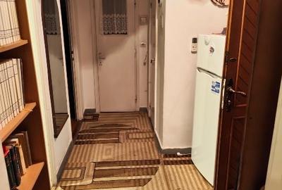 Vand apartament zona Torontalului Str. Brandusei - 14