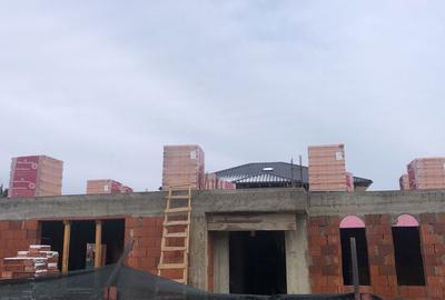 Casă cu 4 camere în Central - 7