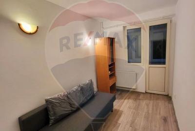 Casa cu 4 camere, terasa in inima Bucurestiului| Armeneasca Comision0 - 8