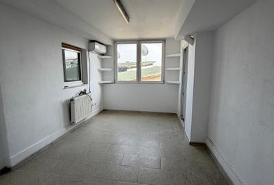 Apartament cu 6 camere în Romană - 10