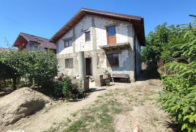 Casă cu 6 camere cu Teren 324 Mp în Holboca - 6