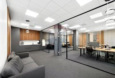 Spațiu comercial, de 617 mp, în Central - 3