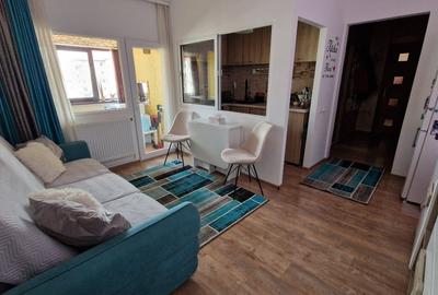 Apartament cu 3 camere decomandat, mobilat în Fetești-Gară - 9