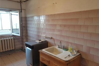 Apartament 3 cam decomandat zona F-uri Dunarii - 7