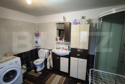 Casă cu 4 camere cu Teren 2000 Mp în Central - 8