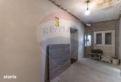 Casă cu 3 camere cu Teren 609 Mp în Părău - 11
