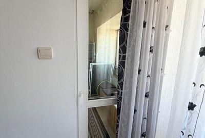 Apartament cu 2 camere decomandat în Nicolina - 3
