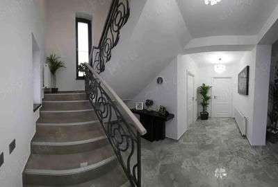 Casă cu Teren 500 Mp în Central - 9