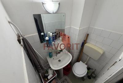Apartament cu 3 camere decomandat în Steaua - 17