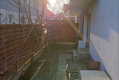 Apartament cu 3 camere decomandat, mobilat în Sud - 12